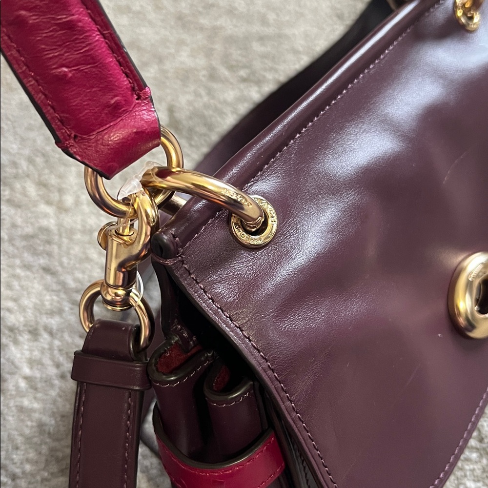 Coach Burgundy Leather Turnlock Shoulder Bag Gold HW Crossbody Pink Accent - Picture 10 of 11